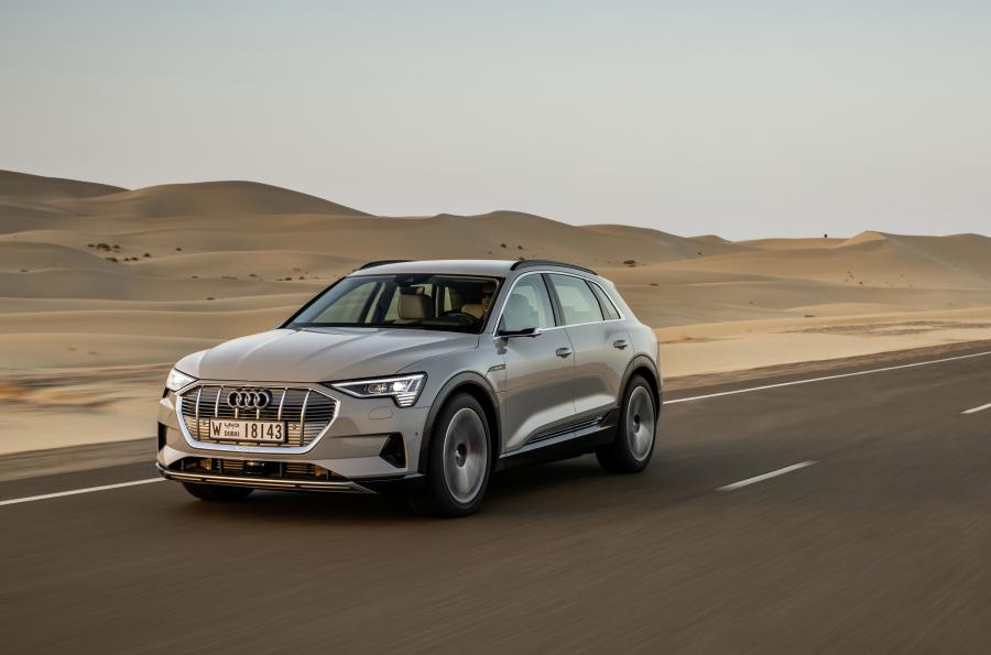 Audi e-tron 55 Quattro 2019 года  (WW) (фото 341 из 452)